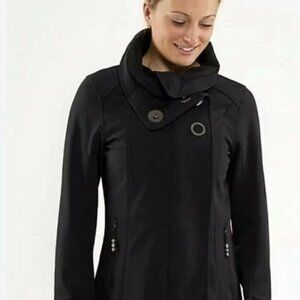 Lululemon Audrey Black Bomber Jacket Wind Rain Tech Soft Shell Zip Up